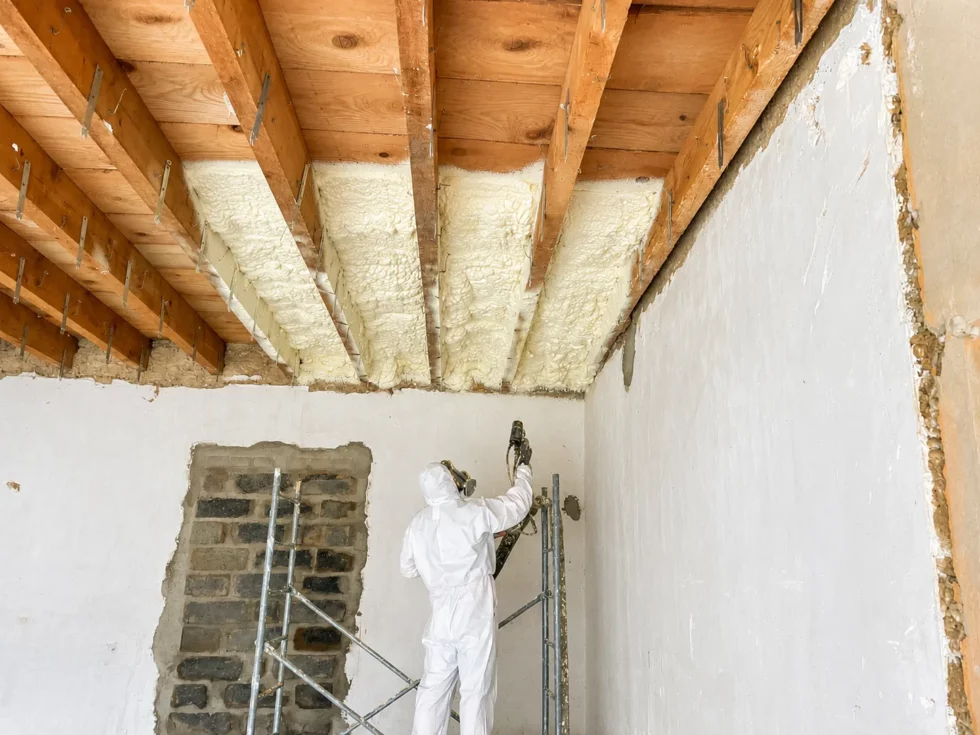 BATI ISO PROJECT, Spécialiste de l’isolation en mousse polyuréthane projetée